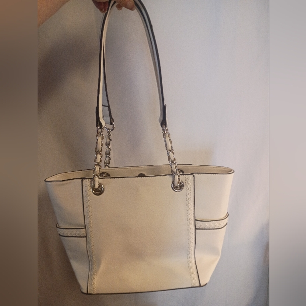 Chic Cream Tote Bag with Chain Straps